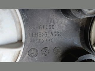 bontott FORD FIESTA IV Jobb Fényszóró