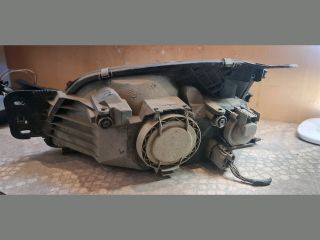 bontott FORD FIESTA IV Jobb Fényszóró