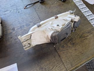 bontott FORD FIESTA IV Jobb Fényszóró