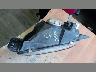 bontott FORD FIESTA IV Jobb Fényszóró