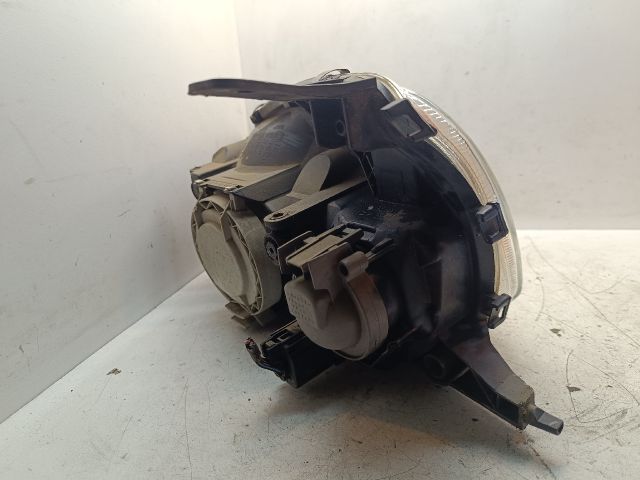 bontott FORD FIESTA IV Jobb Fényszóró