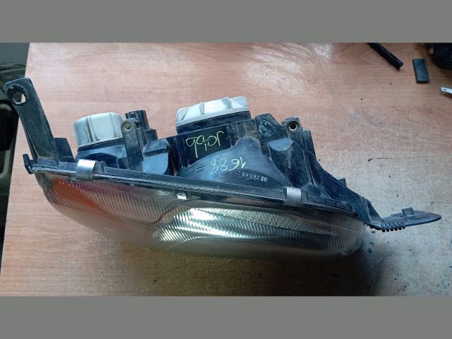 bontott FORD FIESTA IV Jobb Fényszóró