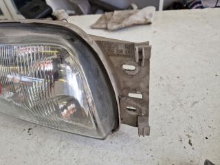 bontott FORD FIESTA IV Jobb Fényszóró