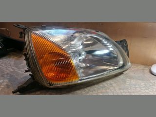 bontott FORD FIESTA IV Jobb Fényszóró