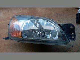 bontott FORD FIESTA IV Jobb Fényszóró