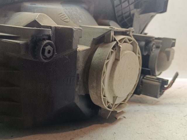 bontott FORD FIESTA IV Jobb Fényszóró