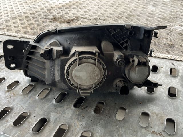 bontott FORD FIESTA IV Jobb Fényszóró