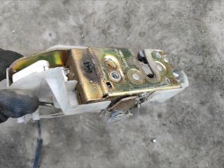 bontott FORD FIESTA IV Jobb hátsó Ajtózár