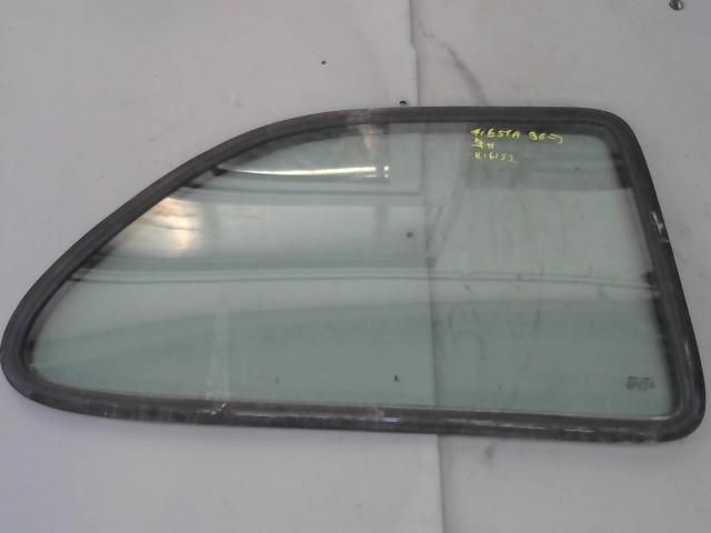 bontott FORD FIESTA IV Jobb hátsó Fixüveg (Ajtóban)