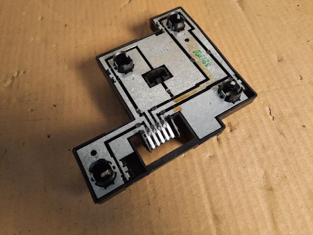 bontott FORD FIESTA IV Jobb Hátsó Lámpa Foglalat