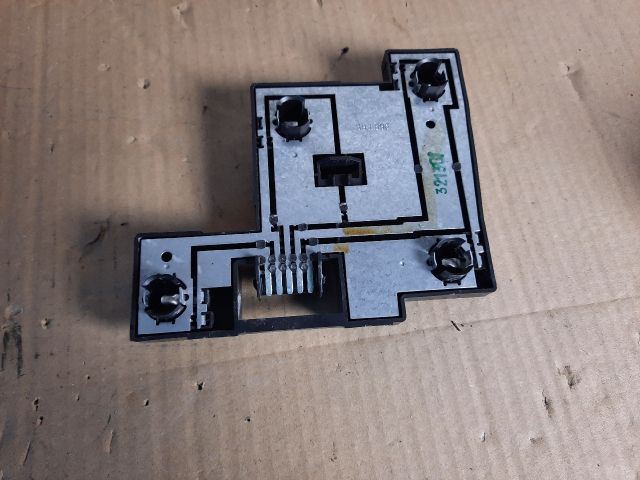 bontott FORD FIESTA IV Jobb Hátsó Lámpa Foglalat