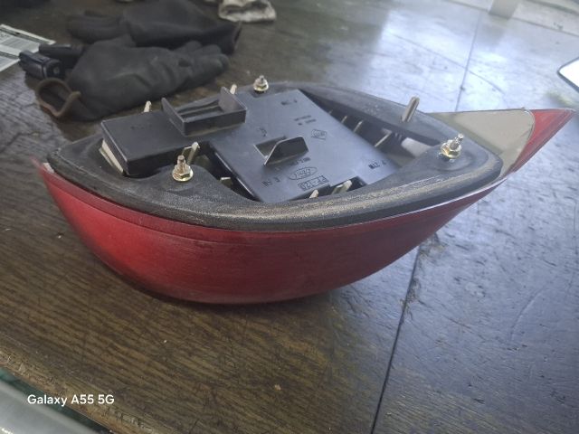 bontott FORD FIESTA IV Jobb Hátsó Lámpa