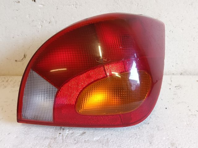 bontott FORD FIESTA IV Jobb Hátsó Lámpa