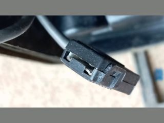 bontott FORD FIESTA IV Jobb Ködfényszóró