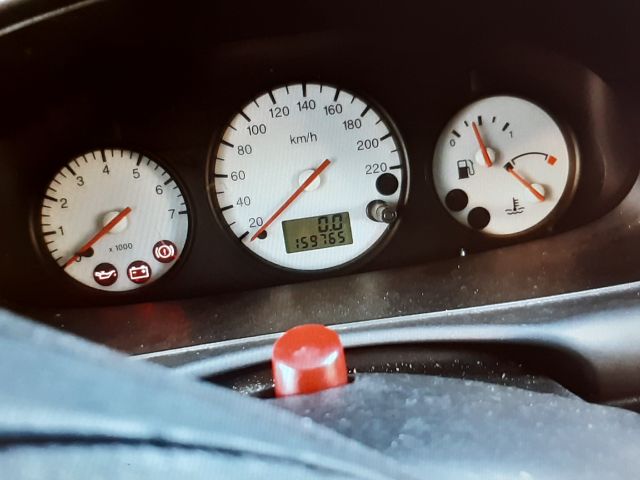 bontott FORD FIESTA IV Kalaptartó