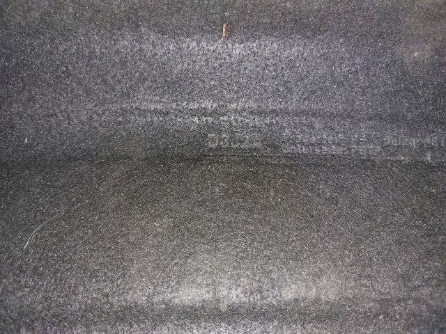 bontott FORD FIESTA IV Kalaptartó