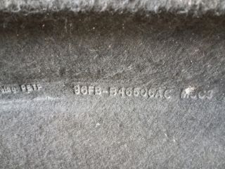 bontott FORD FIESTA IV Kalaptartó