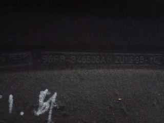 bontott FORD FIESTA IV Kalaptartó