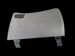 bontott FORD FIESTA IV Kesztyűtartó Ajtó