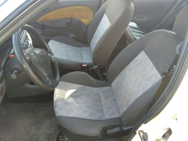 bontott FORD FIESTA IV Kesztyűtartó Ajtó