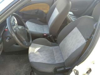 bontott FORD FIESTA IV Kesztyűtartó Ajtó