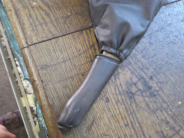 bontott FORD FIESTA IV Kézifék Kar