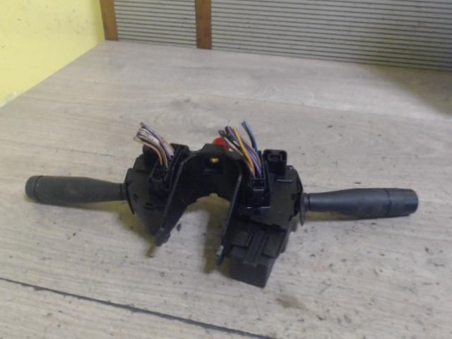 bontott FORD FIESTA IV Komplett Kormánykapcsoló (Bajuszkapcsoló)