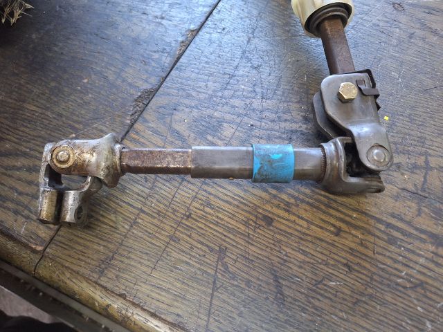 bontott FORD FIESTA IV Kormányoszlop