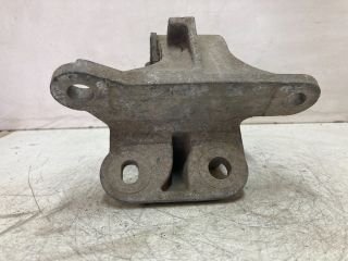 bontott FORD FIESTA IV Motor Tartó Bak (Fém)