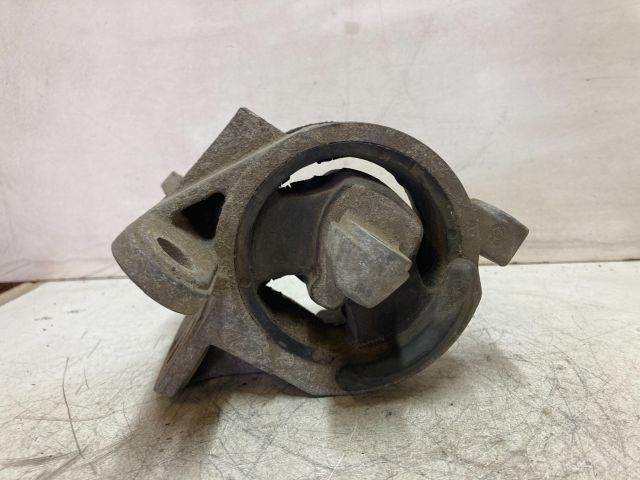 bontott FORD FIESTA IV Motor Tartó Bak (Fém)