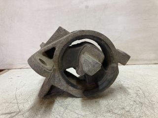 bontott FORD FIESTA IV Motor Tartó Bak (Fém)