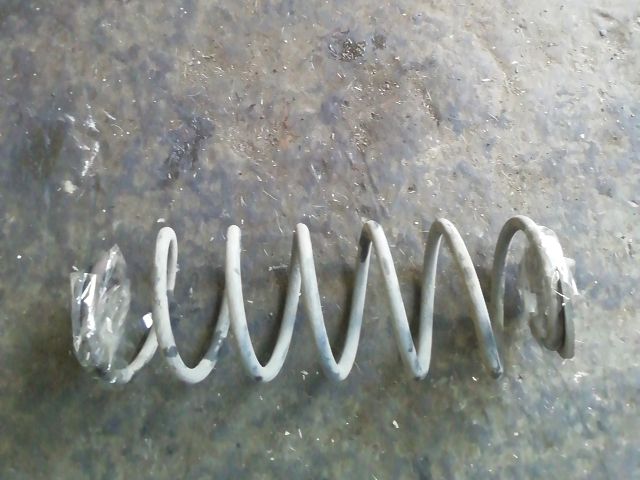 bontott FORD FIESTA V Bal hátsó Rugó