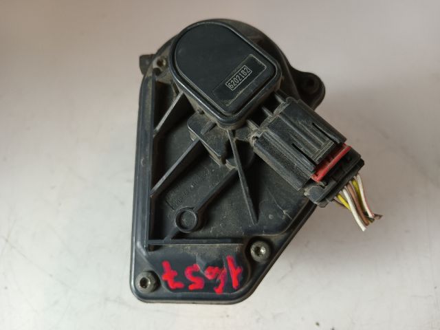 bontott FORD FIESTA V Fojtószelep (Elektromos)