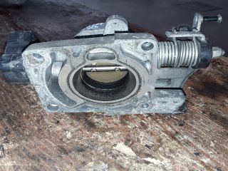 bontott FORD FIESTA V Fojtószelep (Mechanikus)