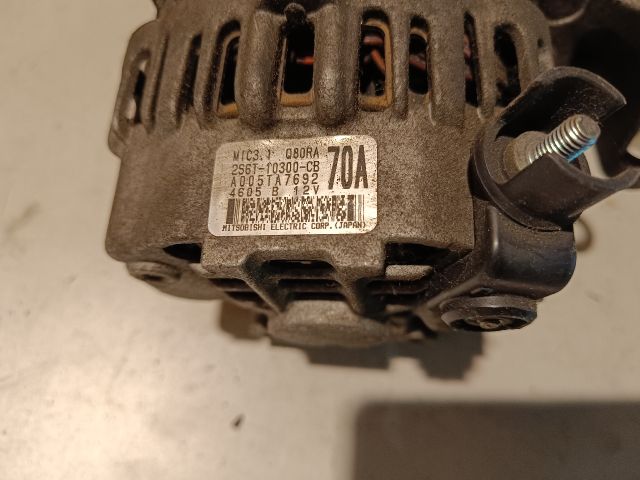 bontott FORD FIESTA V Generátor