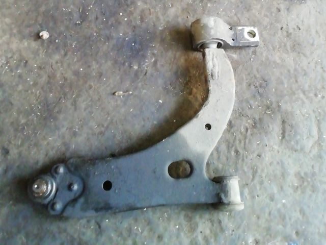 bontott FORD FIESTA V Jobb első Lengőkar