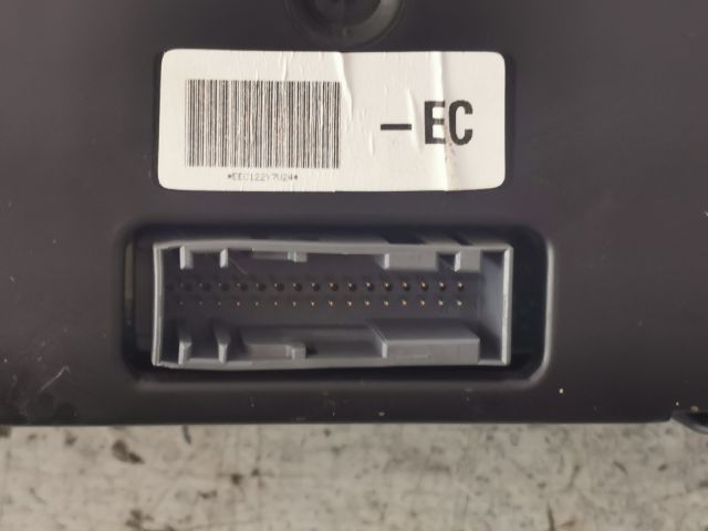 bontott FORD FIESTA V Kilométeróra