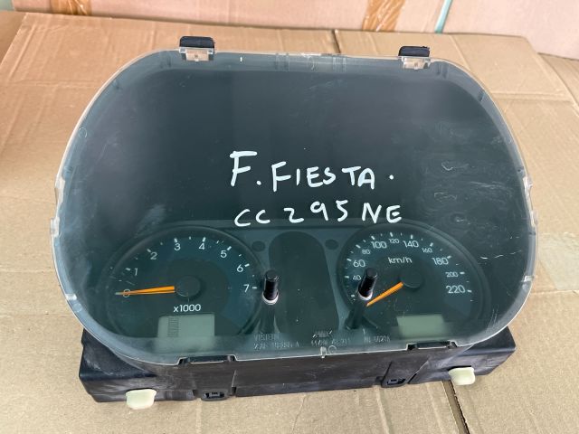 bontott FORD FIESTA V Kilométeróra