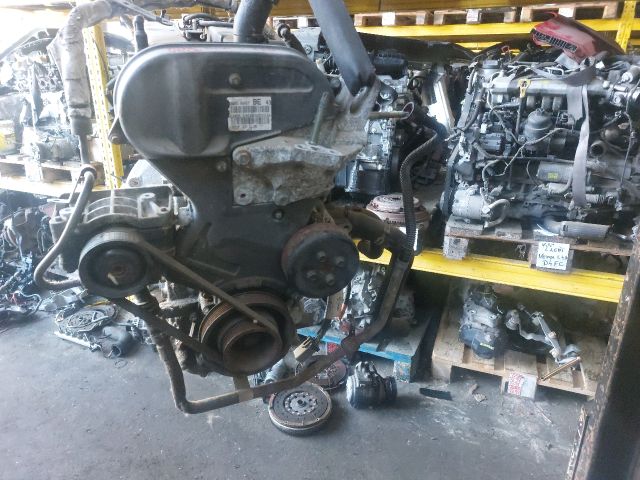 bontott FORD FIESTA V Komplett Motor (Segédberendezésekkel)