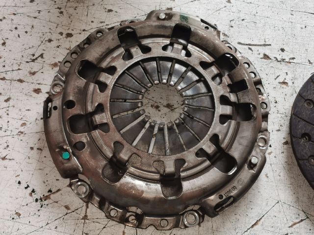 bontott FORD FIESTA V Kuplung Szett (Szerkezet, Tárcsa)