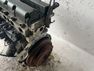 bontott FORD FIESTA V Motor (Fűzött blokk hengerfejjel)