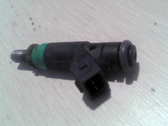 bontott FORD FIESTA V Porlasztó (1 db)