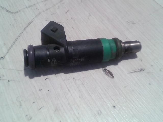 bontott FORD FIESTA V Porlasztó (1 db)