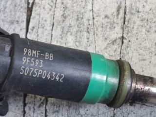 bontott FORD FIESTA V Porlasztó Sor / Híd