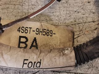 bontott FORD FIESTA V Porlasztó Sor / Híd