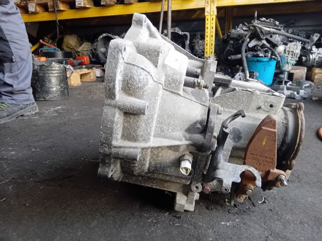 bontott FORD FIESTA V Váltó (Mechanikus)