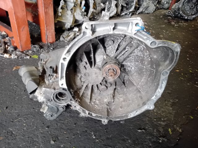 bontott FORD FIESTA V Váltó (Mechanikus)