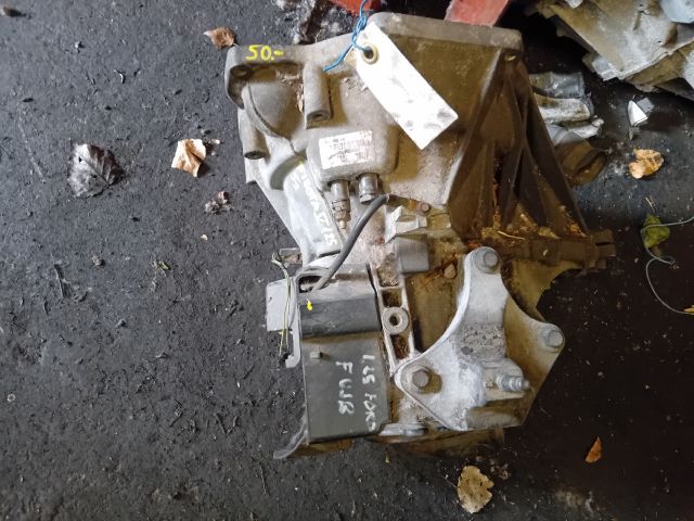bontott FORD FIESTA V Váltó (Mechanikus)