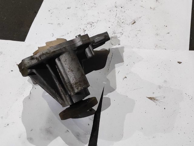 bontott FORD FIESTA V Vízpumpa