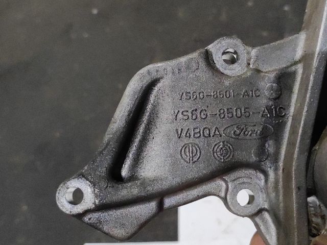 bontott FORD FIESTA V Vízpumpa